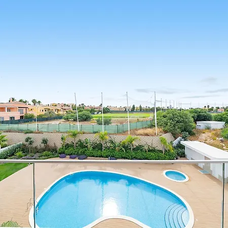 Design 3 With Pool By Homing Apartment *