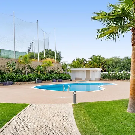 Design 3 With Pool By Homing Apartment