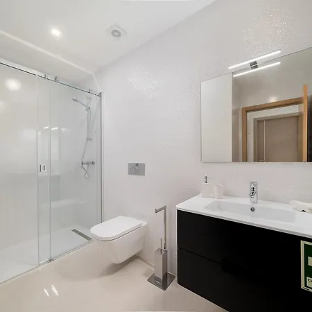 Design 3 With Pool By Homing Apartamento *